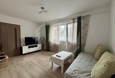 Apartament cu 3 camere semidecomandat, mobilat în Gheorgheni