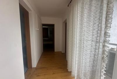 Casa Individuală 4 camere| 195 mp utili, teren 232 mp| zona Centru - 10