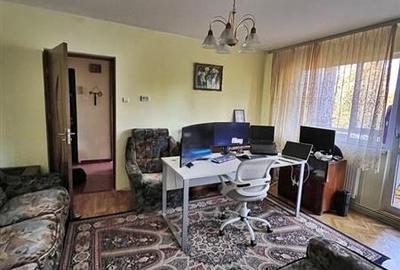 Apartament cu 2 camere semidecomandat în Astra