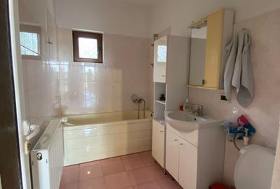 Casa - finisaje LUX, poze informative, 5 camere, zona Bucium - 2