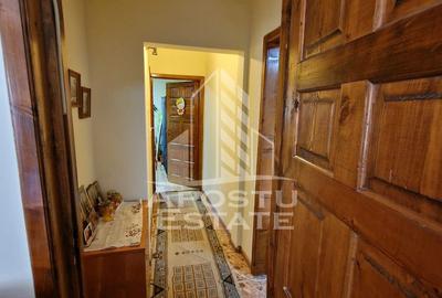 Apartament decomandat cu 2 camere mobilat si utilat,Calea Lipovei - 12
