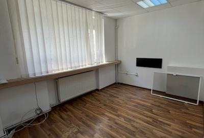 2 camere parter Calea Victoriei-Moxa, ideal birou, cabinete - 2