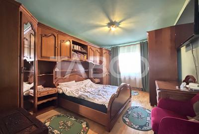 Apartament cu 4 camere semidecomandat, mobilat în Mănăștur