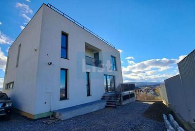 Casa remarcabila, 297 mpu, terasa pe acoperis, garaj, panorama - 6