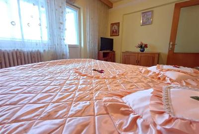 Apartament 3 Camere Decomandat - Blv Independenței- 550 euro - 4