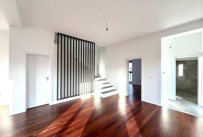 Duplex cu 5 camere în Săcălaz