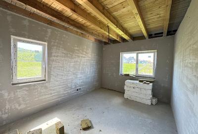 Duplex construit la standarde înalte de calitate la intrare in Corusu - 19
