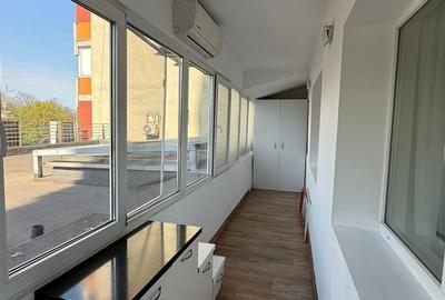 Apartament 3 camere cu terasa mare si vedere la parcul  Tei - 10