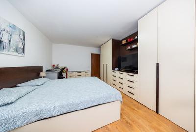 Apartament 2 camere Astra-planete,decomandat,mobilat-utilat,renovat,121900 Euro - 1