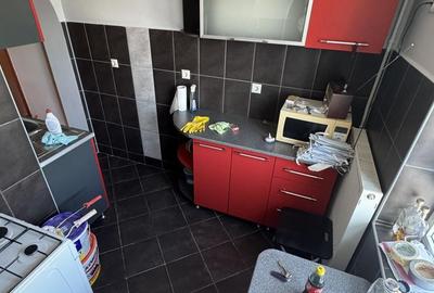 Apartament cu 2 camere decomandat în Floreasca