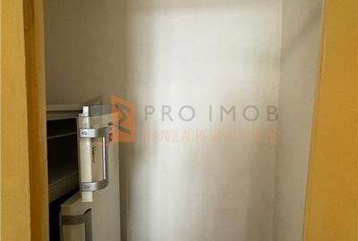 Apartament 3 camere cf 1 semidecomandat  zona Unirii Sud - 13