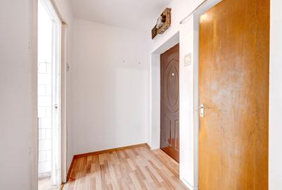 Apartament 3 camere - Titan Metrou (100 m), luminos, bloc reabilitat / 0% - 8