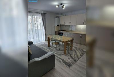 Apartament cu 3 camere semidecomandat, mobilat în Florești