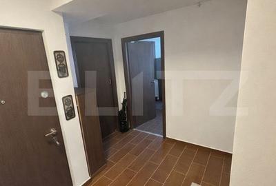 Apartament cu 3 camere, 2 bai, 66 mp /zona Tractorul - 5