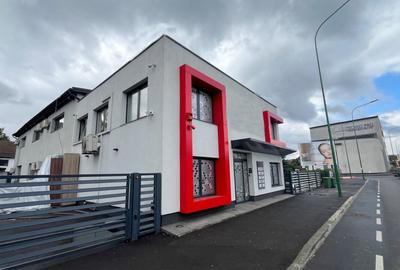 Imobil si 8 locuri de parcare   - de vanzare in Brasov - 2