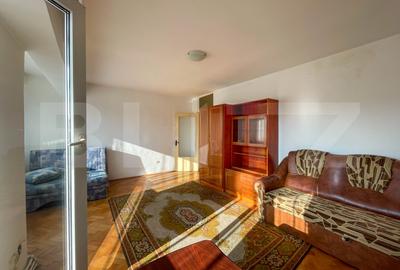 Apartament de 3 camere decomandat, 75 mp, 2 băi, 2 balcoane, etaj intermediar. - 7