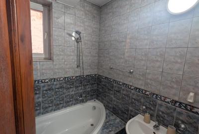 Apartament de 6 camere in vila - 15