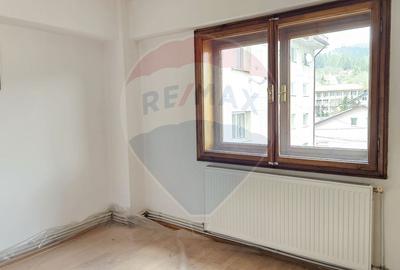 Apartament ultracentral, 2 camere, Gura Humorului, Suceava - 10