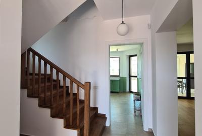 OMNIA-Proprietati alese! Casă la superlativ: curte mare, detalii  atragatoare. - 39