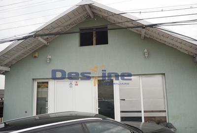 Spațiu comercial, 216 mp în Sud