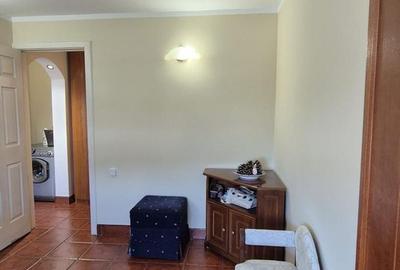 Apartament 3 camere zona Tolstoi etaj 3 - 5