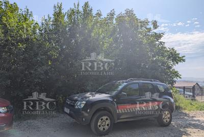 Teren intravilan 4600 mp cu front de 25 m pe strada Odobesti - 10