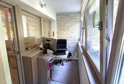 Apartament 2 Camere Podu Ros Complet Renovat Mobilat si Utilat Etaj 1 - 5
