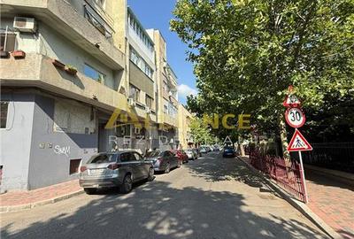 Apartament 2 camere decomandat + boxa Sector 3 - 23