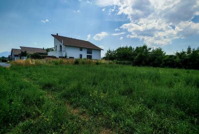 Teren intravilan Stupini ,Central, 823mp,Utilitati,83000 eur - 3
