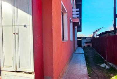 Casa individuala P+M,casa batraneasca locuibila si 805mp teren,Savinesti - 15