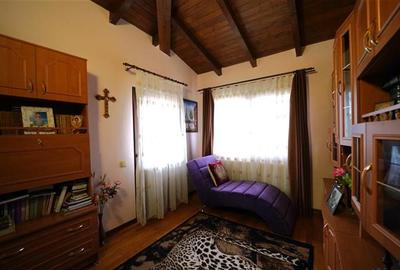 Casa primitoare in cartierul Iosia - 5