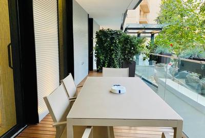 Apartament cu 4 camere decomandat în Aviatorilor