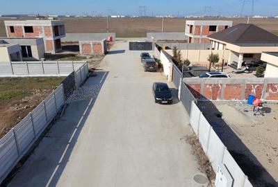Complex de case individuale cu 4 camere, pe parter. Comision 0 - 9
