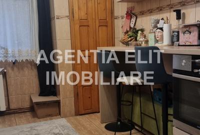 Apartament 3 camere, zona Scolii nr. 13 - 7