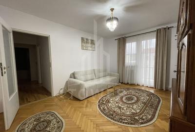 Apartament cu 3 camere decomandat, mobilat în Mihai Viteazul