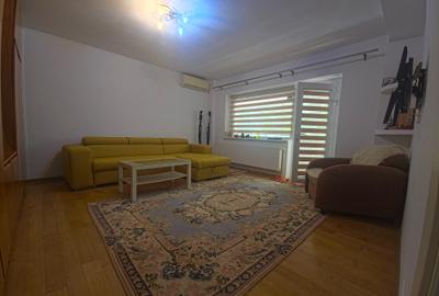 Apartament cu 2 camere decomandat, mobilat în Faleza Nord