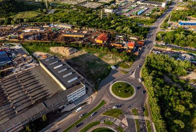 TEREN IN SENS GIRATORIU - 8