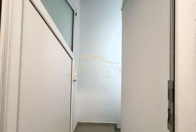 Spatiu Comercial Stradal**240mp**2 locuri parcare//Bdul Ion MIhalache - 21