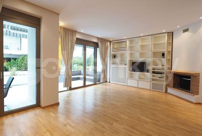 Vila duplex cu 6 camere | acces catre lac | terasa amenajata | barbecue | sauna - 2