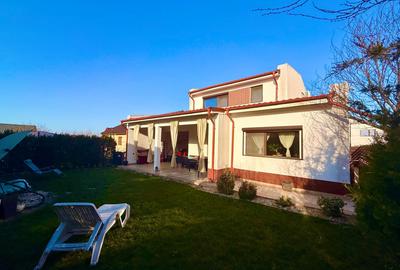 Casa moderna cu 4 camere, garaj 3 masini, curte amenajata – Valu lui Traian - 44