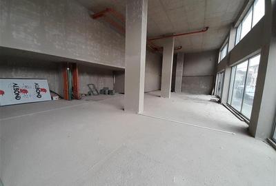 Vanzare spatiu comercial, servicii, birouri Dambul Rotund zona Maramuresului, Cl