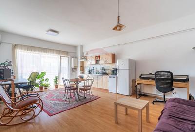 Apartament cu 2 camere de vanzare Str.Ploiesti Nr.17, Garaj Subteran - 1