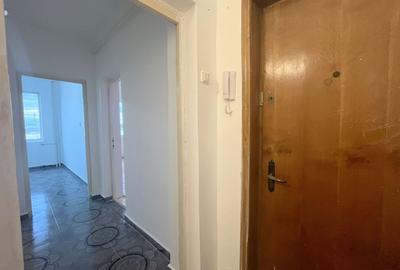Apartament de vânzare – 2 camere, zona Stadion - 12