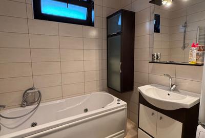 Apartament de lux - prima inchiriere - 50mp de plaja - CENTRU - mobilat, utilat - 18