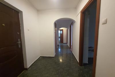TOMIS NORD-CIRESICA-APARTAMENT CU 3 CAMERE DECOMANDAT 68 MP - 11