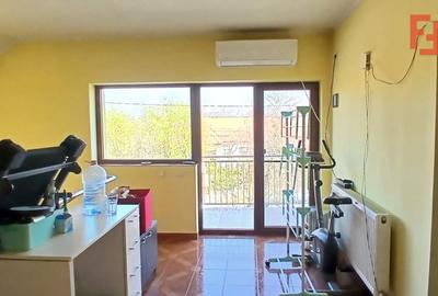 Casa individuala cu 5 camere Parter + Etaj in Ronat - 4
