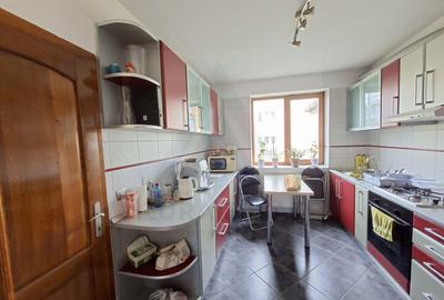Spatiu birouri casa individuala curte proprie 9 birouri Selimbar - 17