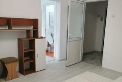 Apartament cu 2 camere nedecomandat, mobilat în Alexandru cel Bun