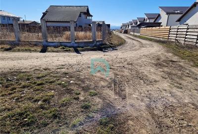 Teren intravilan de vanzare, Sanpetru, 700 mp. - 4