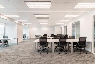 Spațiu de birou privat pentru 4 persoane în Regus City Centre - 2